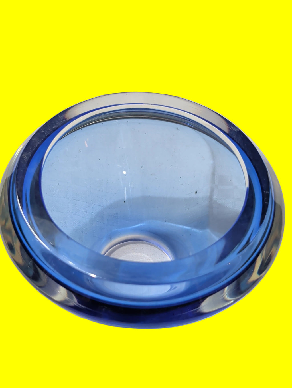 Antike Glasschale – Blau, durchgefärbt – Vase oder Kerzenleuchter