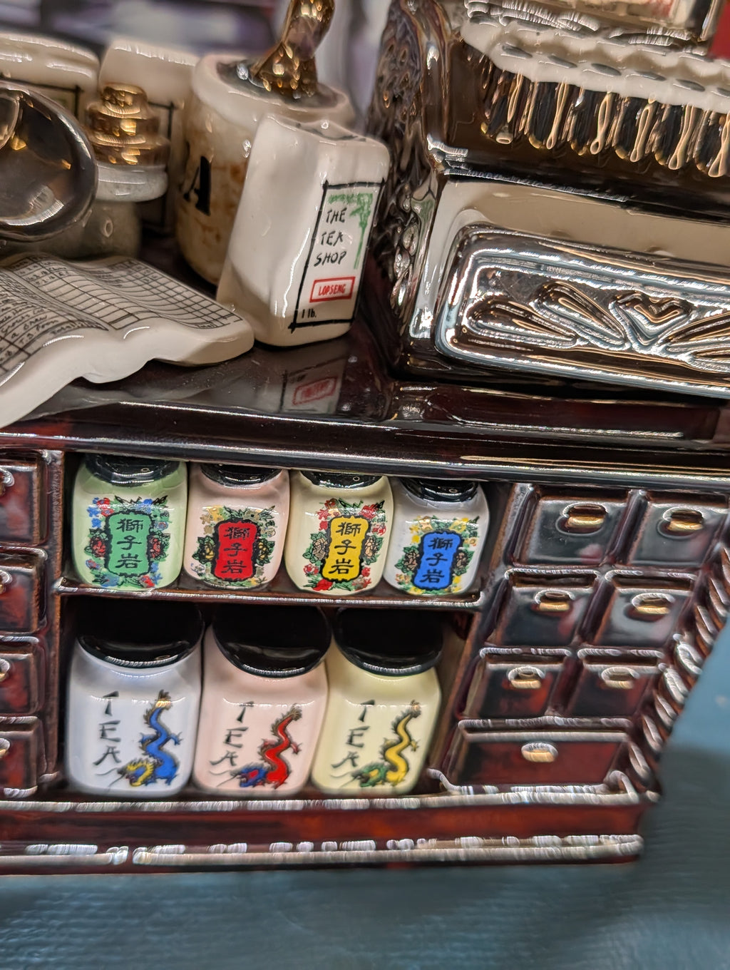 Boutique Théière Porcelaine avec Caisse – Théière de collection décorative