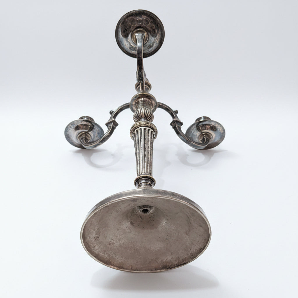 2 bougeoirs argentés – Antiques, hauteur 39 cm