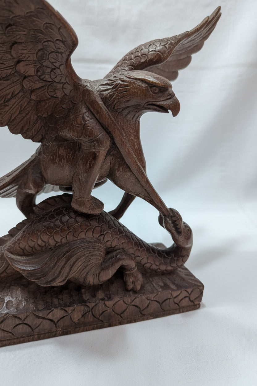 Antike Holzfigur – Handgeschnitzt, Höhe 28 cm