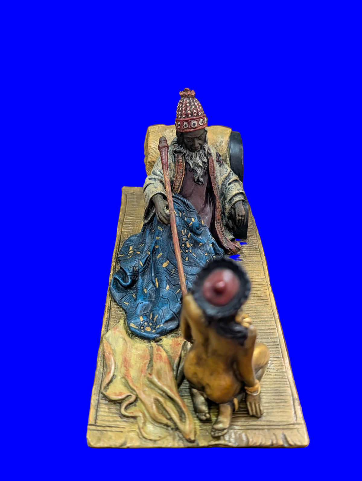 Wiener Top Bronze Lady auf Stuhl Bewacht