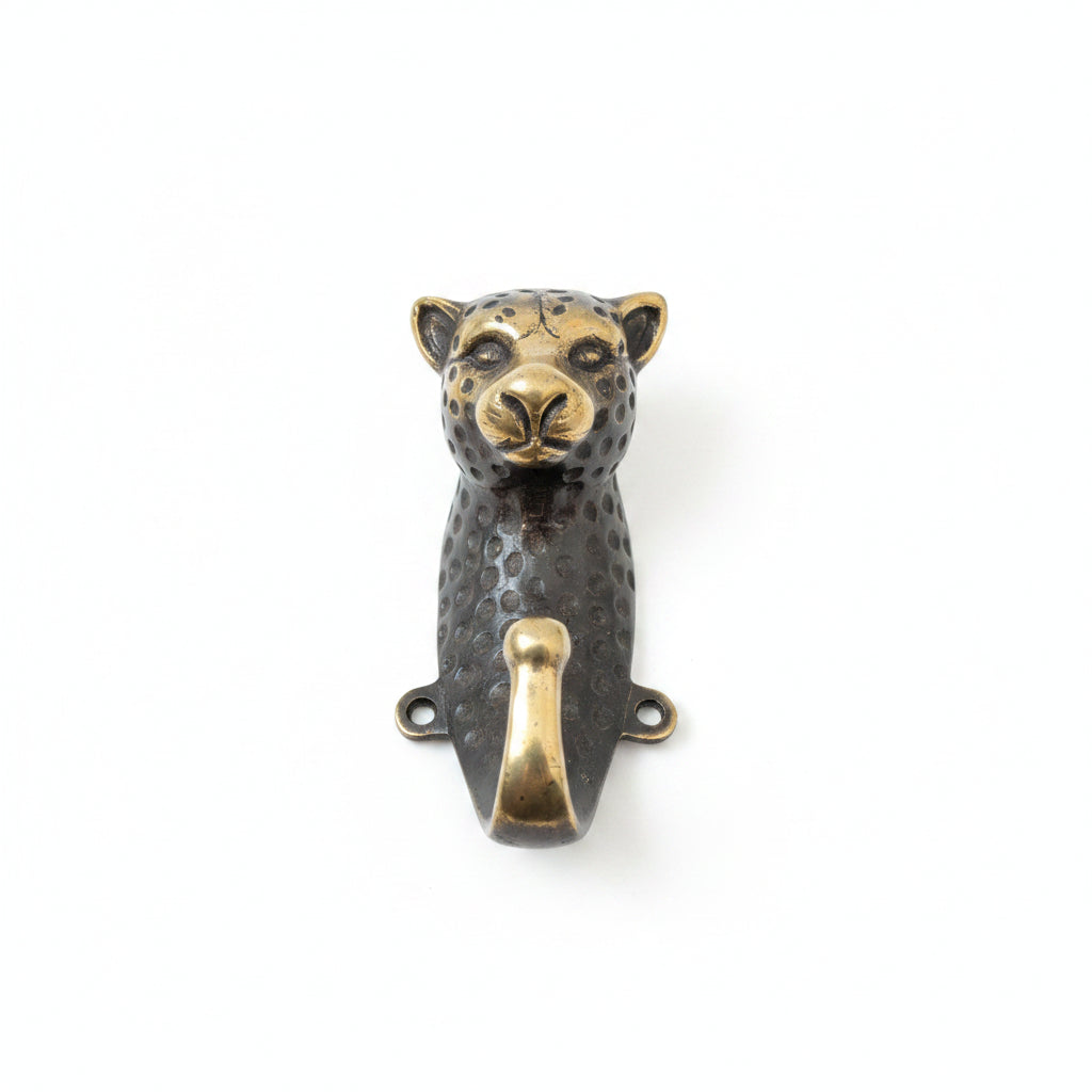Dekorativer im Leoparden Design – Dekorativer Bronzehaken, Höhe 12 cm