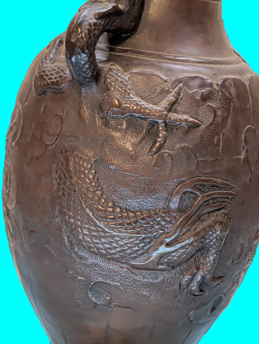 Antike Japanische Bronze-Amphoren-Vase – 19. Jahrhundert, Sammlerstück