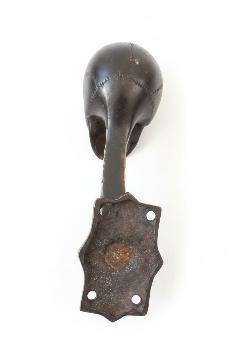 Kleiderhaken Skull Kopf – Dekorativer Wandhaken, Höhe 21 cm