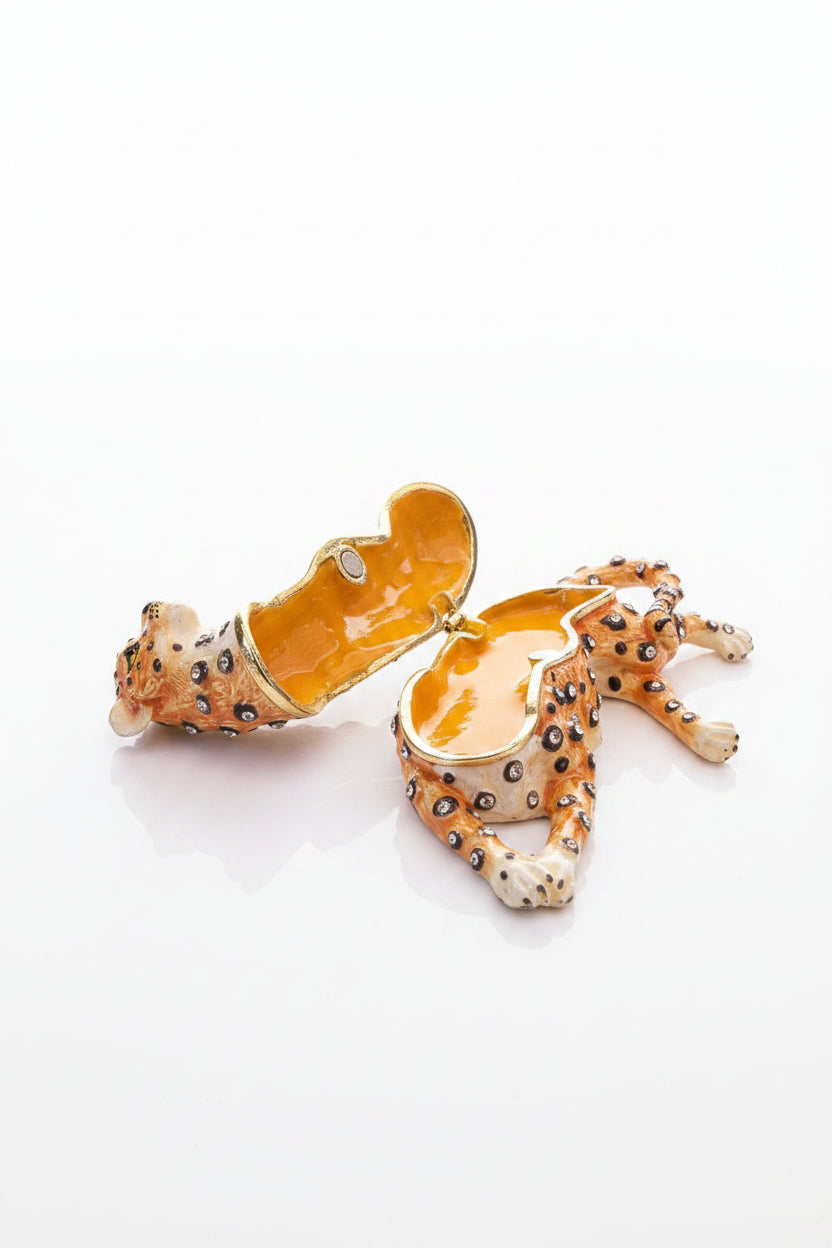 Boîte à pilules décorative en étain émaillé léopard 11 cm