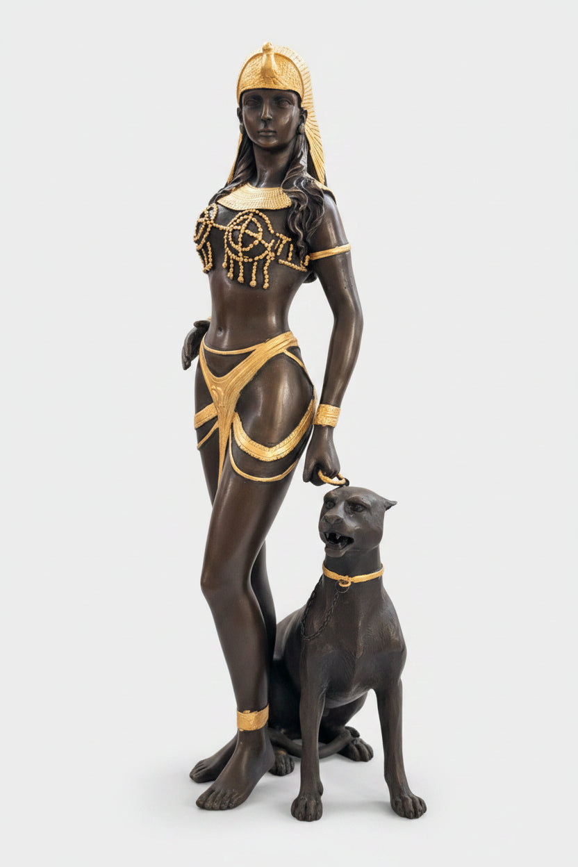 Cléopâtre avec panthère – Grande figurine dorée, pièce de collection