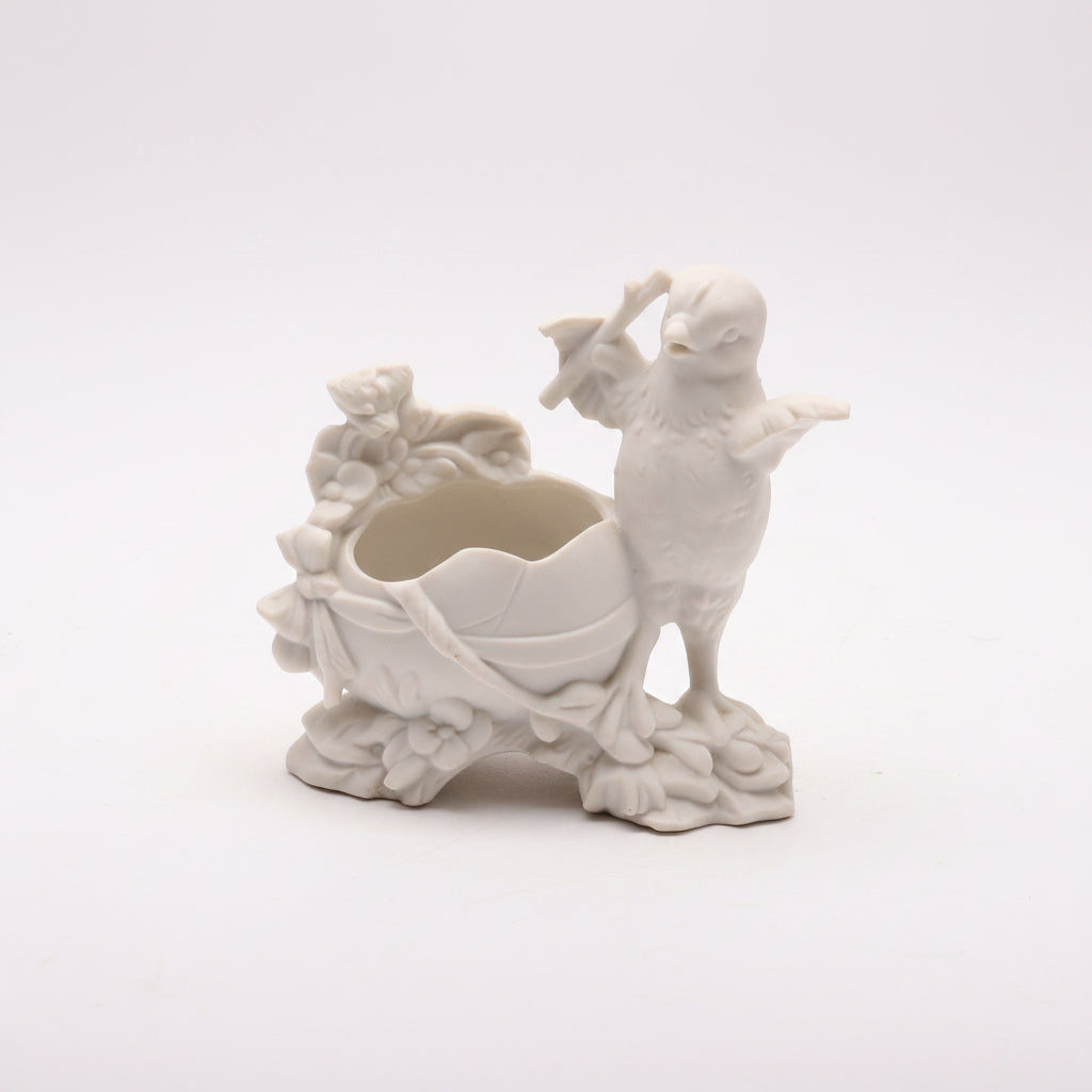 Figurine en biscuit de porcelaine – Pièce de collection numérotée