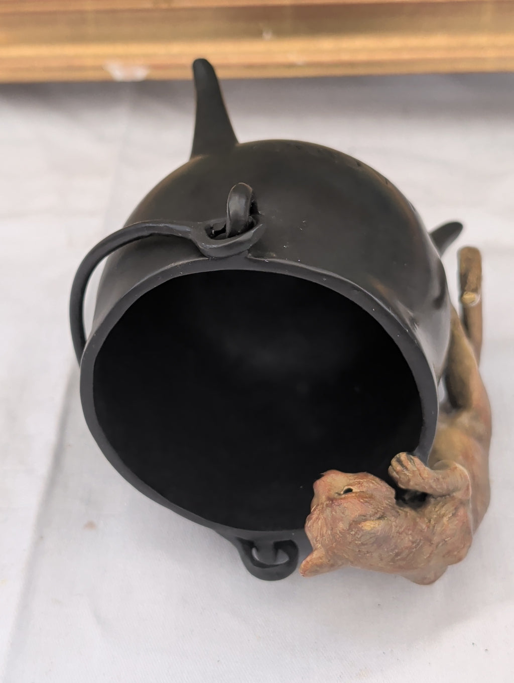 Vase à fleurs en bronze viennois avec chat 13 cm – Figurine décorative